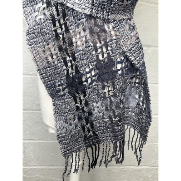 Suntrai of Ireland Wool Scarf Open Weave Gray Black Fringe NWOT *READ* - Picture 2 of 11